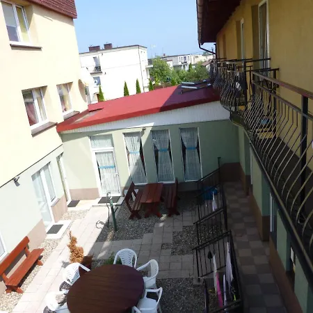 Goscinne & Przemyk בית אירוח *